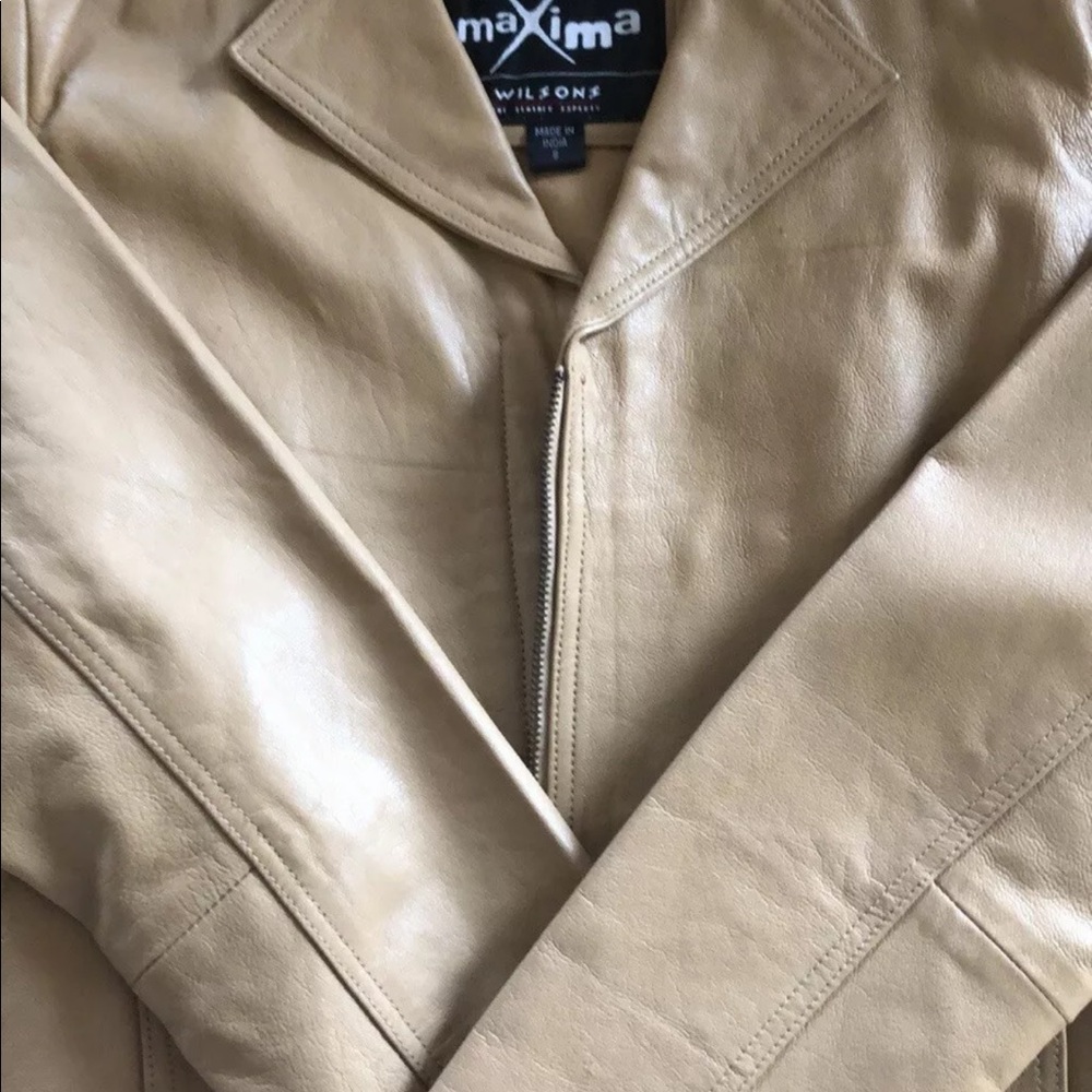 Wilson’s Maxima women’s leather jacket. Size small